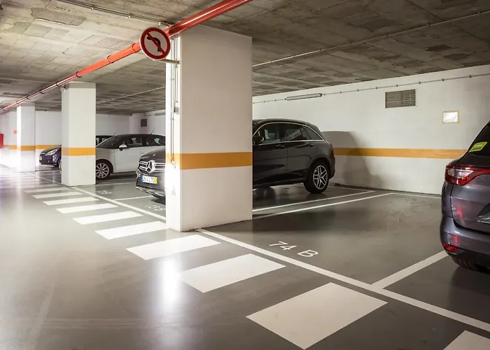 Portucale ! Downtown Premium With Parking Garage * Lisbon
