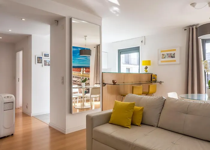 Portucale ! Downtown Premium With Parking Garage Lisbon